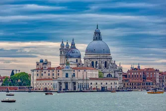 Искат Венеция да бъде включена в списъка със застрашени градове