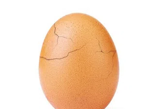 Най-популярното яйце се превърна в обект на рекламен интерес