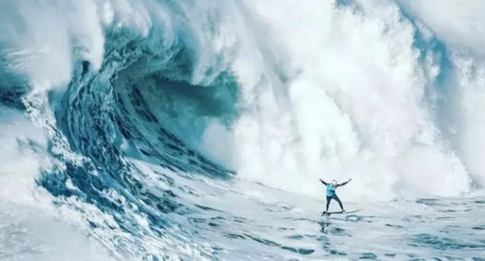 Феноменалните вълни на Назаре - раят за сърфисти