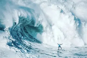 Феноменалните вълни на Назаре - раят за сърфисти