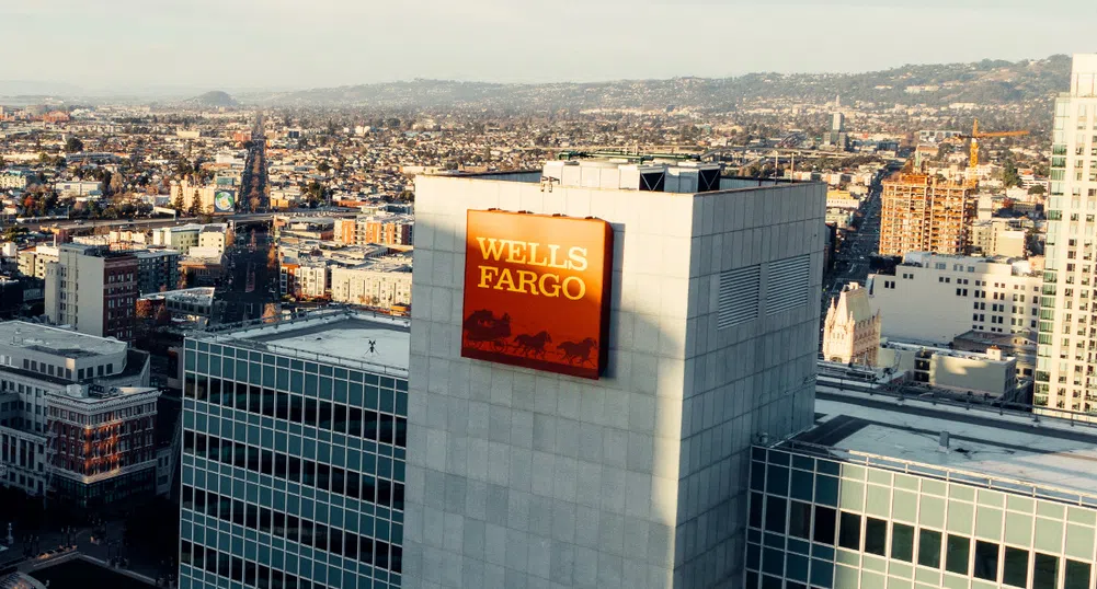 Уорън Бъфет продаде почти целия си дял в капитала на Wells Fargo