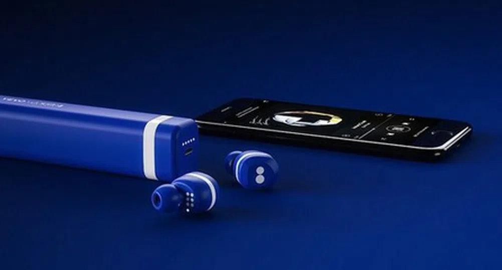 Показаха слушалки, произведени от рециклирани оръжия