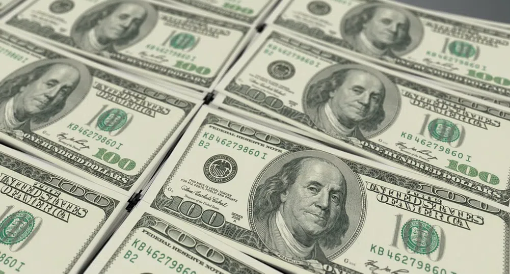 Къде изчезнаха 1.5 трлн. долара в банкноти от по 100 долара?