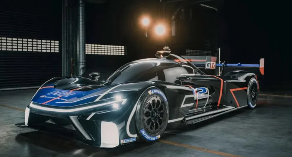 Toyota и Porsche показват как ще изглеждат състезателните коли на бъдещето