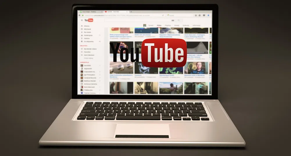 Google трябва да плати $515 000 на политик за клеветнически видеа в YouTube