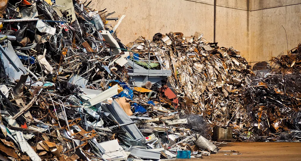 Как решение в Китай предизвика криза с боклука в Англия