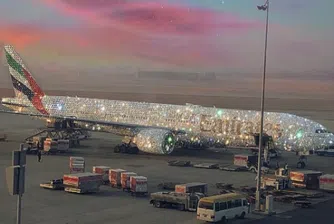 Emirates показа снимка на покрит с диаманти самолет