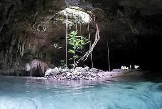 Откриха най-голямата подводна пещера в света, дълга 347 км