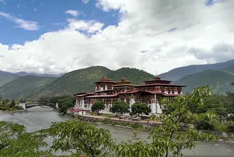 Свещена туристическа пътека в Бутан отваря за туристи след 60 години