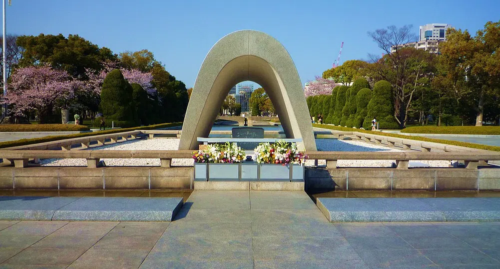Япония отбеляза 72 г. от американската бомбардировка на Хирошима