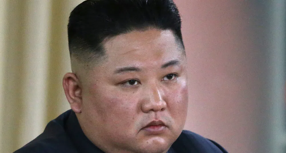 Севернокорейският лидер разгледа руски бомбардировачи и хиперзвуково оръжие