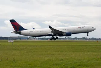 Самолет излетя от летище Хийтроу с 1 000 куфара и нула пътници на борда