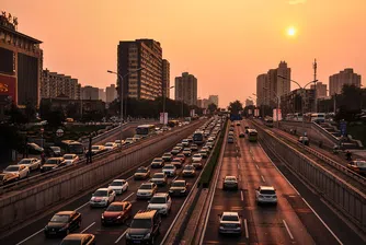 Въпрос с повишена трудност: Колко коли има по пътищата на Китай?