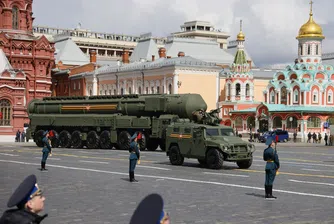Русия ще продължи да разработва ядрени оръжия