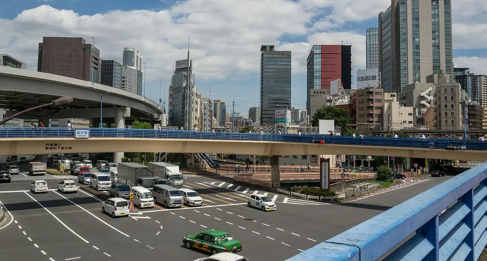 Изкуствен интелект ще контролира автобусна услуга в Япония