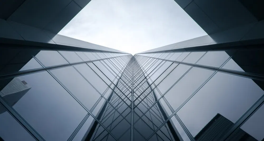 WilkinsonEyre обвива небостъргача в Торонто в "триизмерни диаманти"