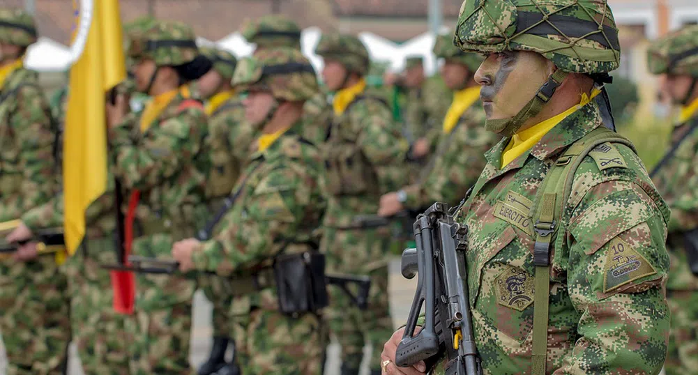 Колумбия конфискува 6 тона кокаин от бунтовническа групировка