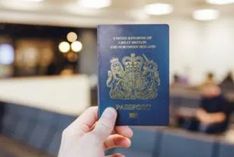 Познайте кой ще печата британските паспорти след брекзит?