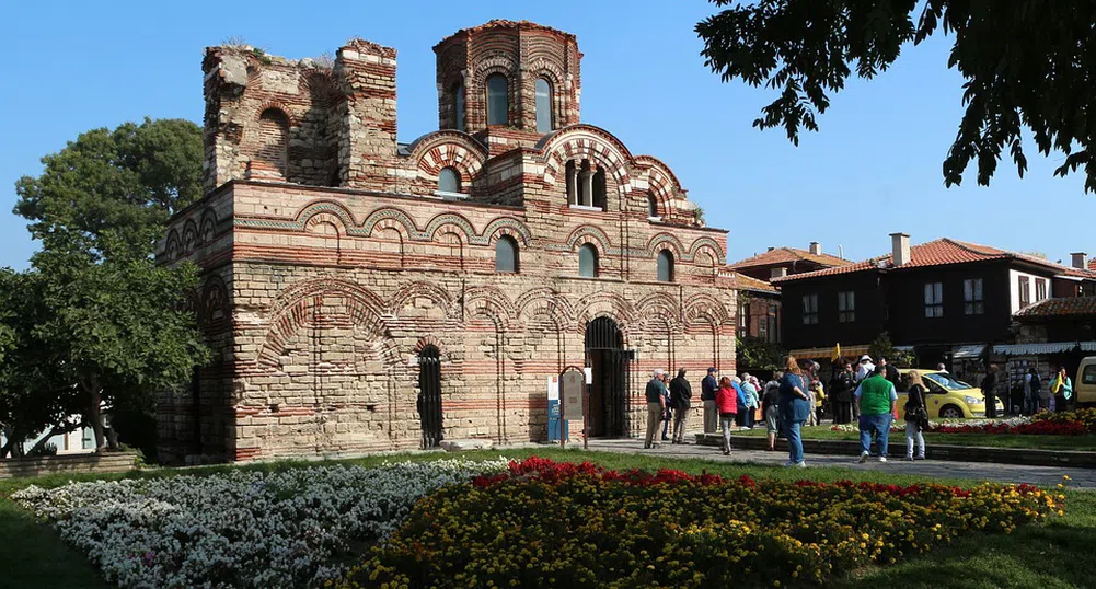 Близо 7 млн. туристи са посетили България през тази година