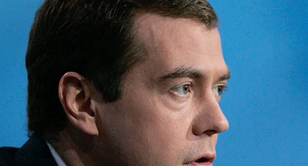 Медведев: Русия ще доставя храни само на приятелски страни