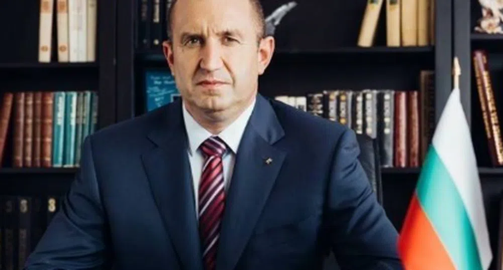 Радев отхвърли призива на Каракачанов за помирение и експертен кабинет