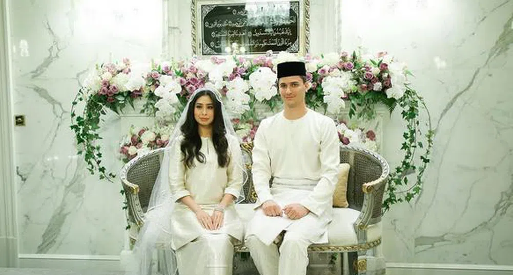 Холандски футболист се ожени за малайзийска принцеса