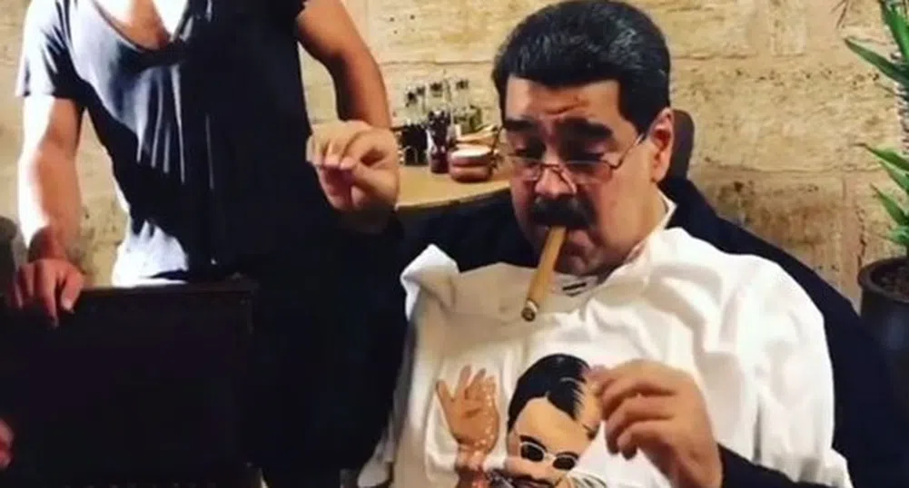 Президентът на Венецуела пирува в луксозен ресторант