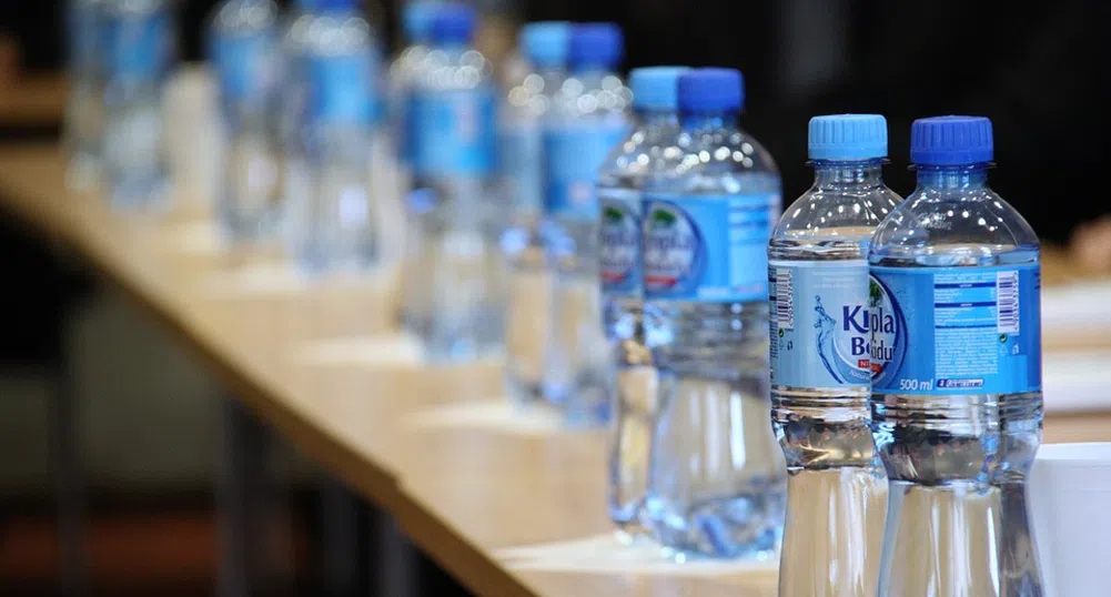 Danone и Nestlé правят първите бутилки от растителна пластмаса