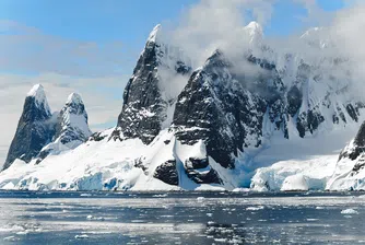 Вулкан на Антарктида е портал към друг свят?