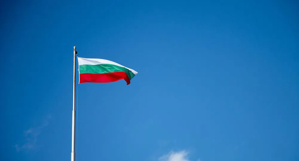 Сирени в цялата страна точно в 12 часа днес