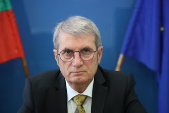 Здравният министър заяви, че няма да подава оставка