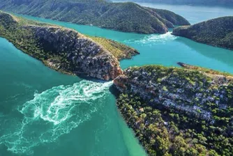 Най-необичайното природно чудо в Австралия е хоризонтален водопад