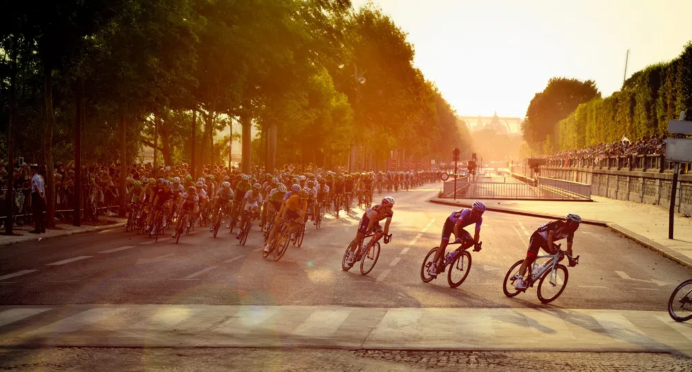 Искате велосипед от Тур дьо Франс? Пригответе си 12 000 долара!
