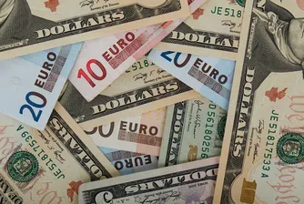 Еврото достигна нов връх спрямо щатския долар