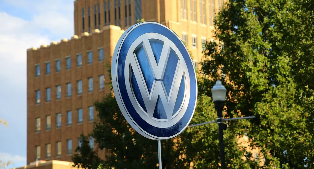 VW купува 50% от капитала на китайски автопроизводител