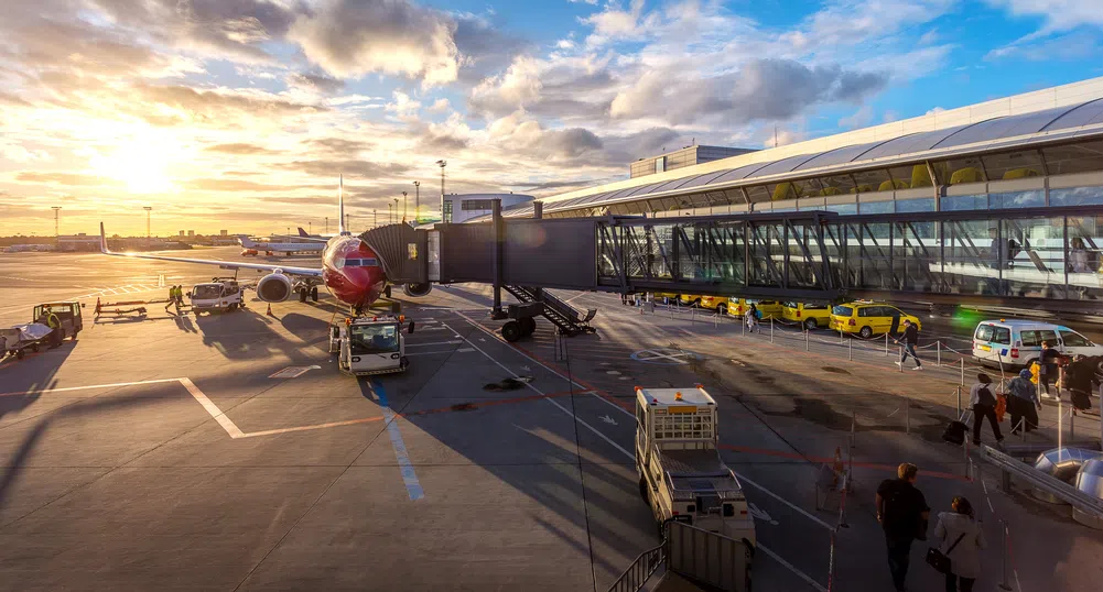 Най-голямото британско летище отваря терминал за пътници от рискови страни