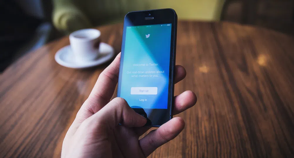 Акциите на Twitter поевтиняха с 19% след изявление на Илон Мъск