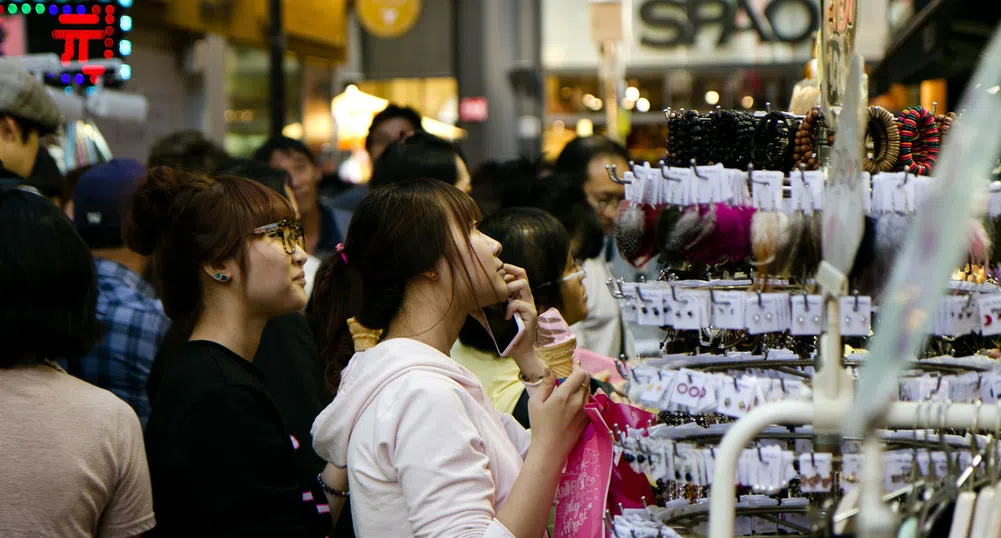 Защо Южна Корея бойкотира японските стоки?
