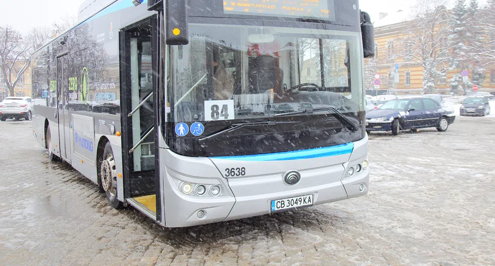 Нов електробус се движи тестово в София  (снимки)