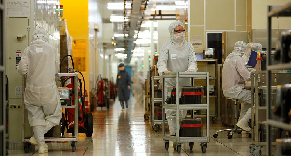 Икономиката на Китай се подготвя за нови сътресения заради пандемията