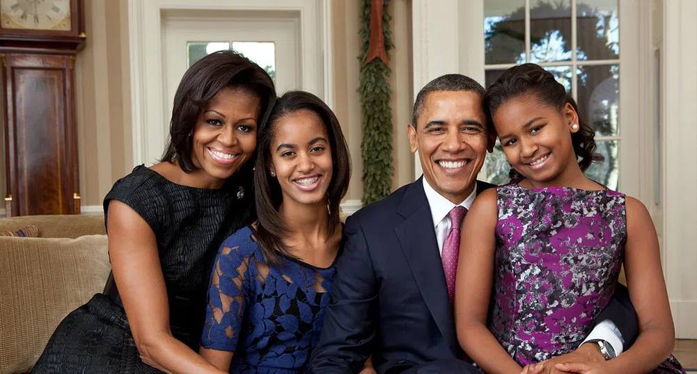 Семейство Обама ще прави подкастове за Spotify