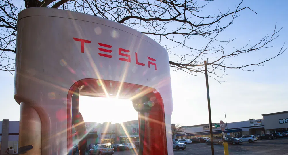 Tesla се изправя със съдебен иск срещу Шведската транспортна агенция