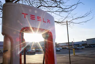 Tesla се изправя със съдебен иск срещу Шведската транспортна агенция