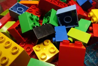 Работа-мечта: да строите с Lego по цял ден