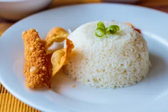 Как да различим истинския ориз от този, направен от пластмаса?