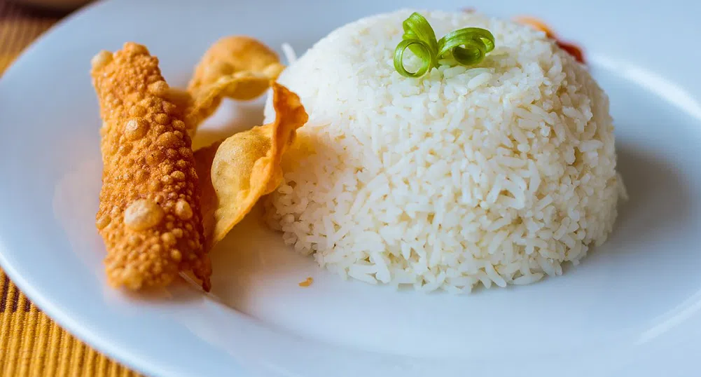 Как да различим истинския ориз от този, направен от пластмаса?