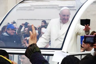 Папа Франциск пристига в София в 10 ч. на 5 май