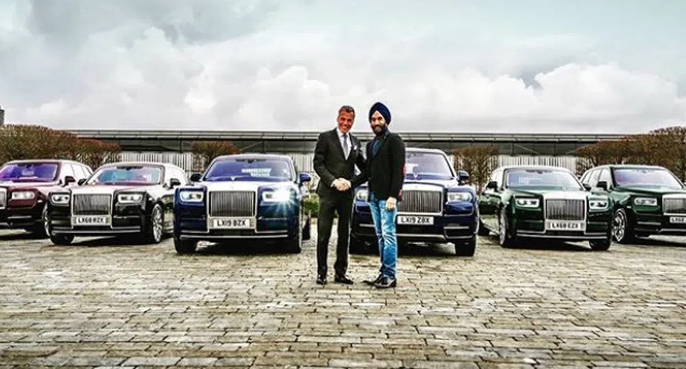 Милиардер си купи 6 Rolls-Royce-a в тон с тюрбаните му