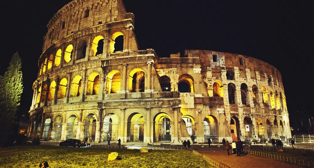 Американски туристи изпиха най-скъпата бира в живота си в Рим