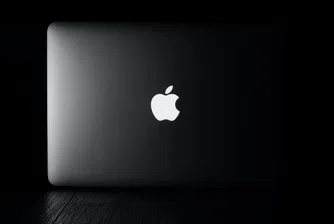 Десетилетие след смъртта на Джобс: Замени ли Apple магията с печалбата?
